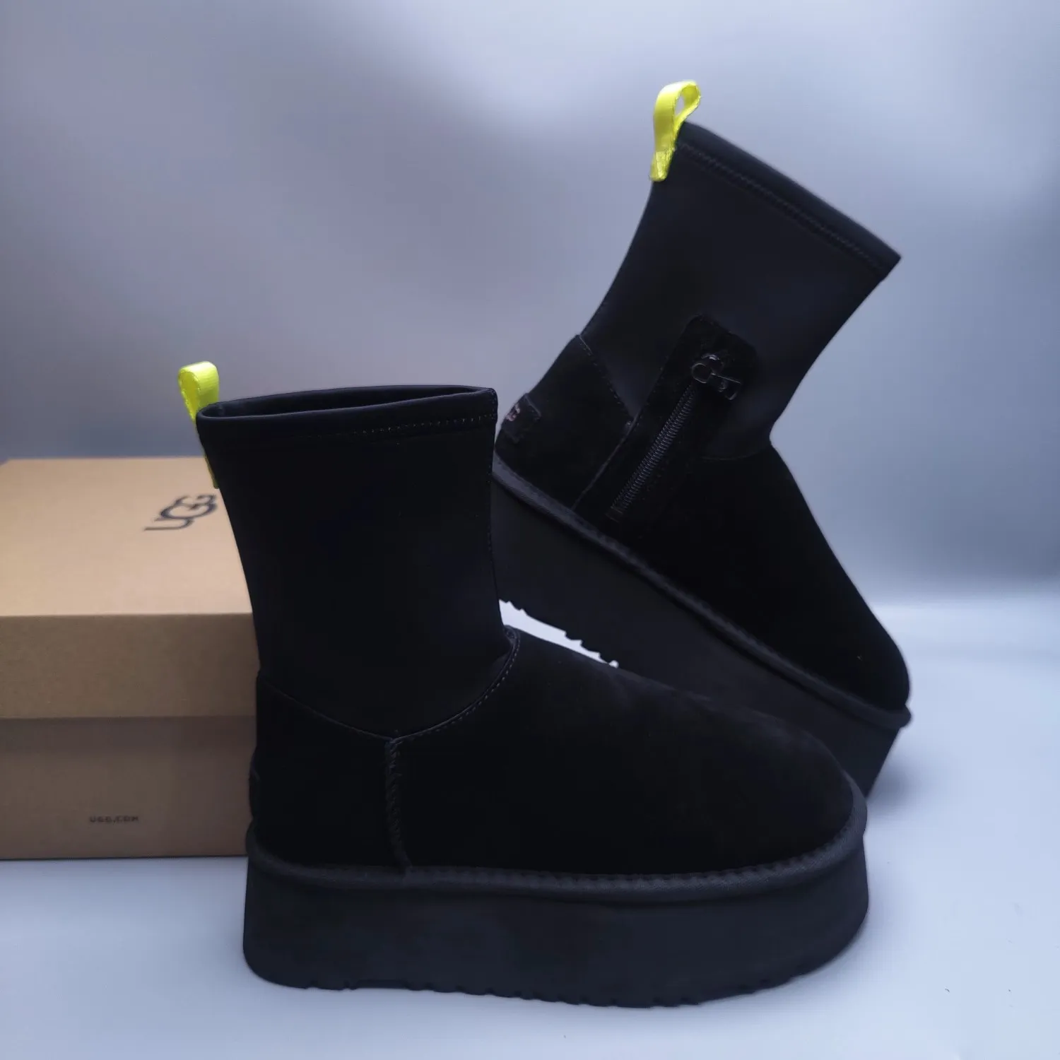 💰560 UGG sheepskin all-in-one snow boots 4031 Thick-soled elastic mid-cut casual style Color: Maroon Black Sand Size: 35-40